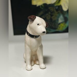 A Vintage mint 3 in Nipper Victor Edison Dog Ceramic ~ Figurine